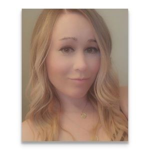 Meet your Posher, Rena